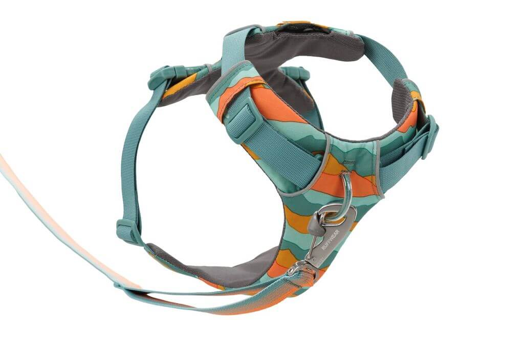 Ruffwear Front Range Dog Harness in Spring Mountains showing it from the side with a leash attached to the chest.