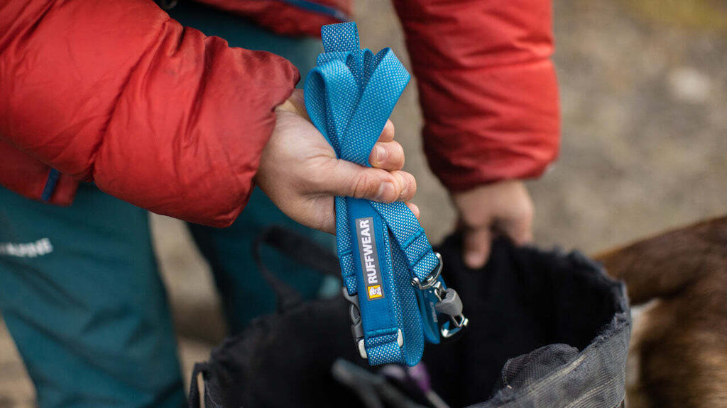 Ruffwear Flagline Dog Leash is lightweight and packs up small