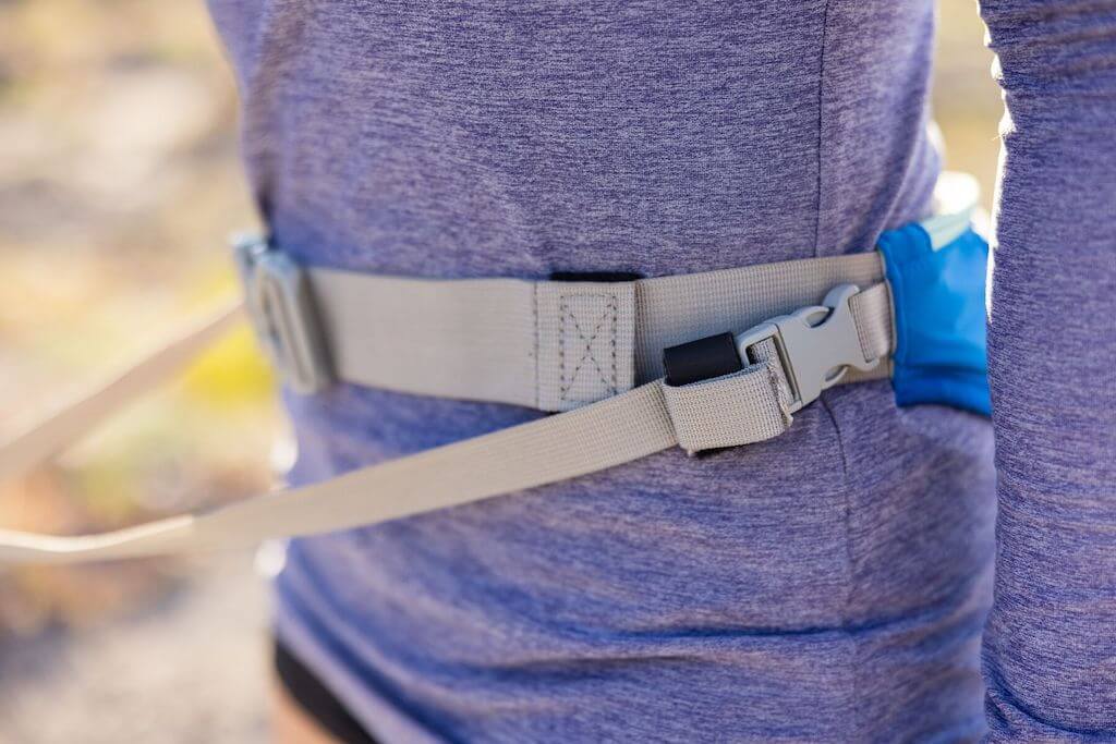 Ruffwear Trail Runner Belt Showing the Clips to the Leash Attachment System